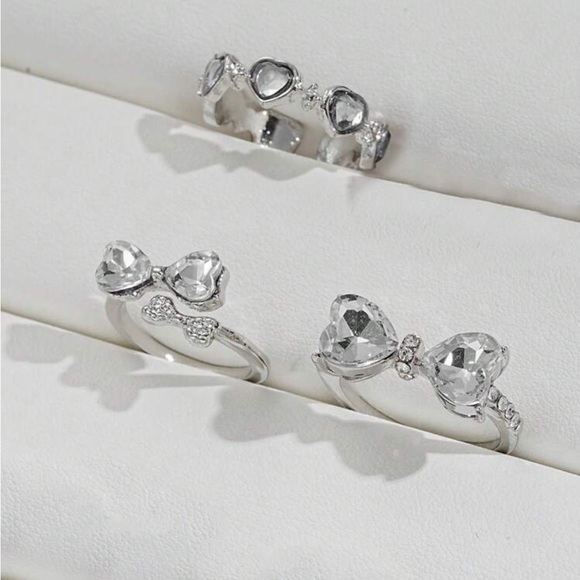 Set of 3 Simple Heart and bow Shaped Rhinestone Ring Set - Picture 4 of 6